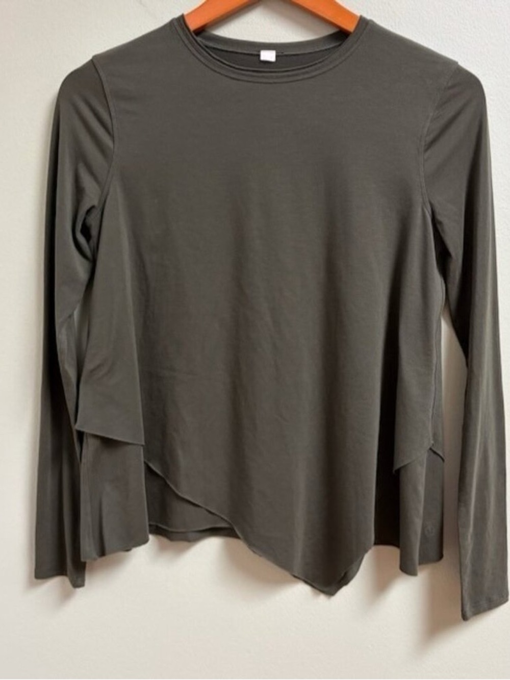 Women’s Asymmetric Long-Sleeve Top - Olive
